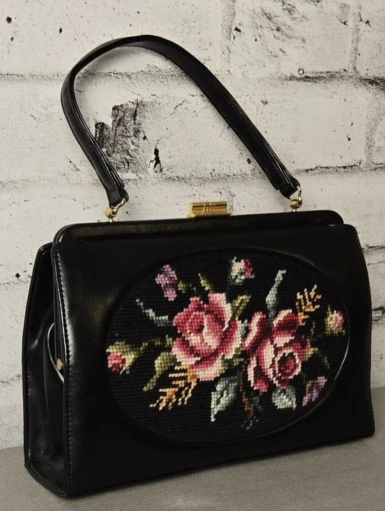 Vintage Needlepoint Rose Handbag Black Frame Kiss Lock Floral Purse - Picture 4 of 13